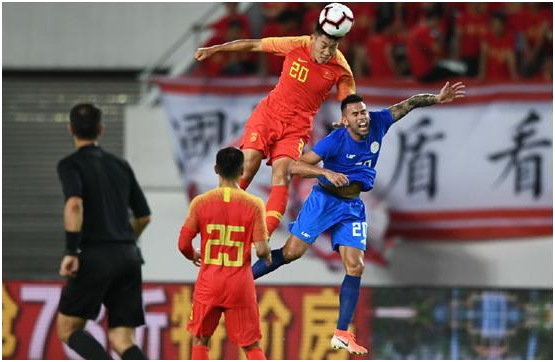  斯图加特U21梯队横扫业余联赛，未来之星崭露头角  